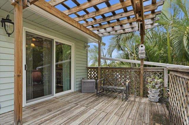 1314 OLEANDER DRIVE, Tarpon Springs, FL 34689