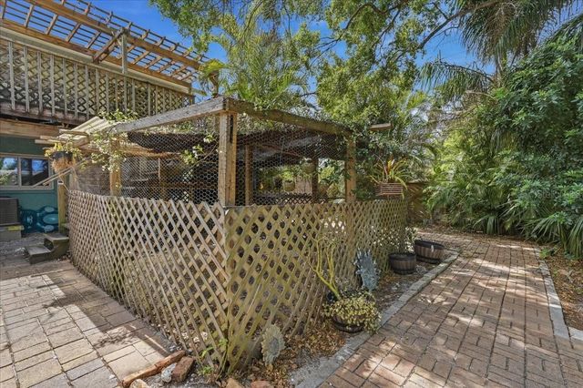 1314 OLEANDER DRIVE, Tarpon Springs, FL 34689