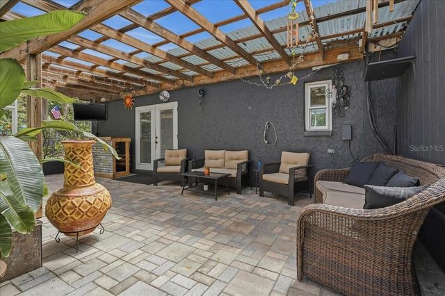 1314 OLEANDER DRIVE, Tarpon Springs, FL 34689