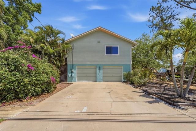 1314 OLEANDER DRIVE, Tarpon Springs, FL 34689