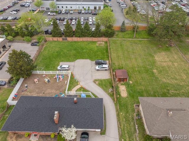 107 Lock Drive, Ballwin, MO 63011