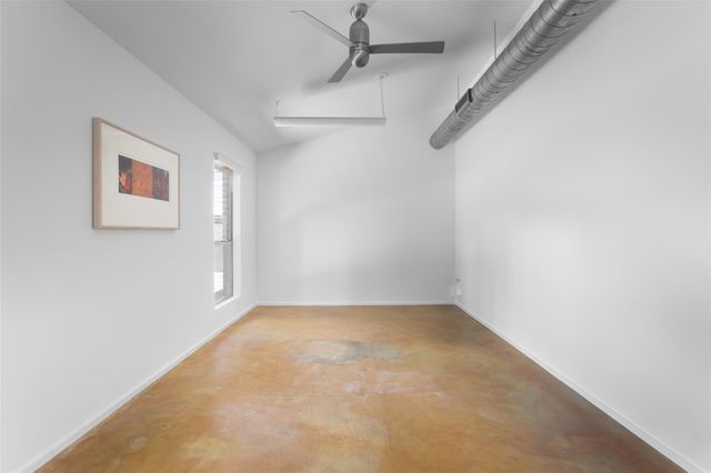 900 W North Loop BLVD, Austin, TX 78756