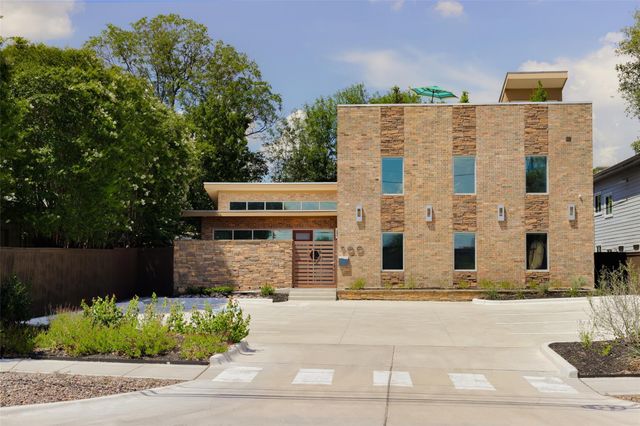 900 W North Loop BLVD, Austin, TX 78756