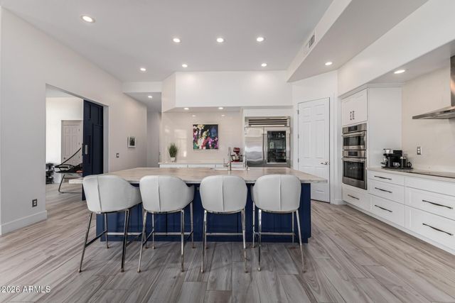 15057 S 6TH Place, Phoenix, AZ 85048