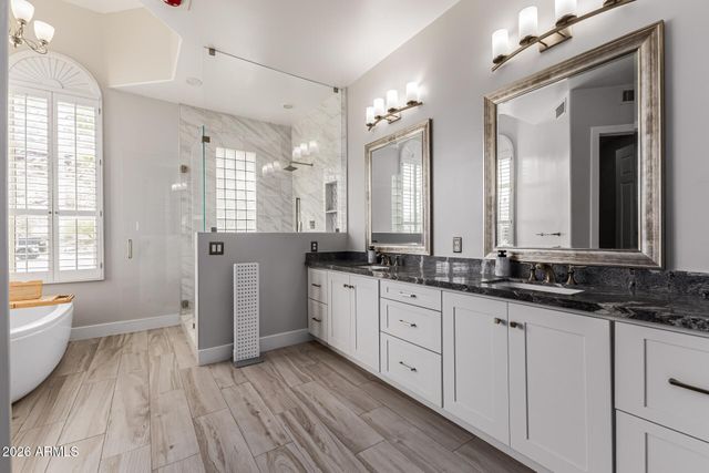 15057 S 6TH Place, Phoenix, AZ 85048