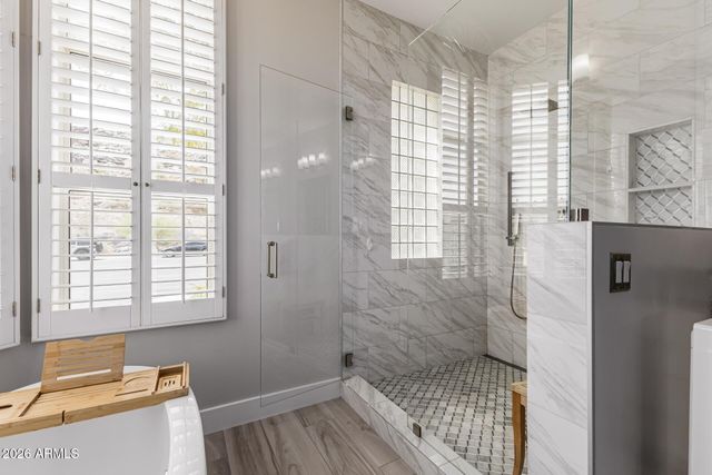 15057 S 6TH Place, Phoenix, AZ 85048