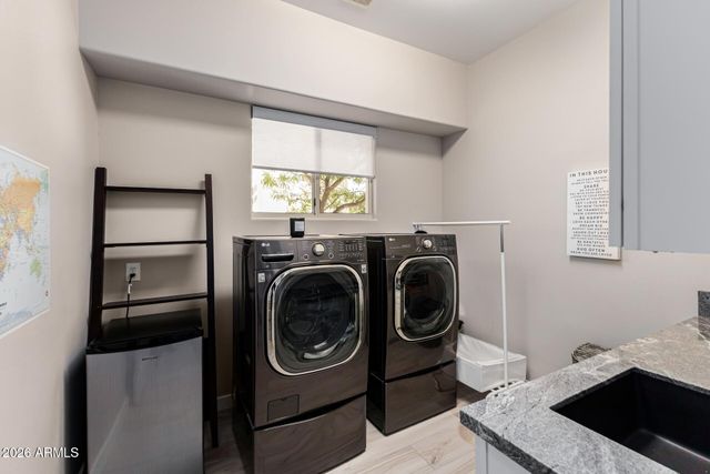 15057 S 6TH Place, Phoenix, AZ 85048