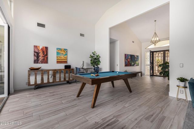 15057 S 6TH Place, Phoenix, AZ 85048