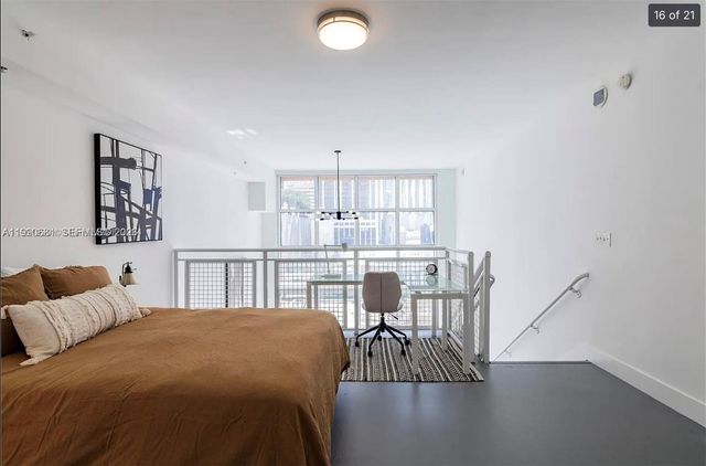 253 NE 2nd St 617, Miami, FL 33132