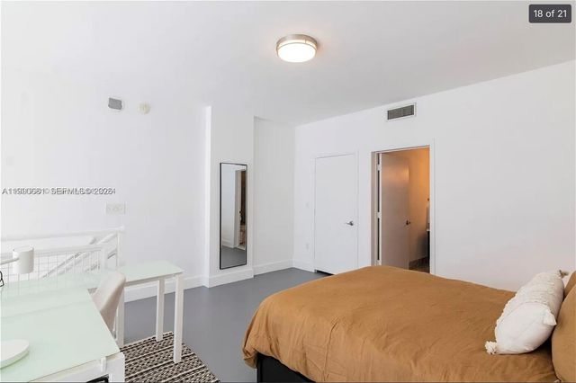 253 NE 2nd St 617, Miami, FL 33132