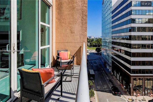 253 NE 2nd St 617, Miami, FL 33132