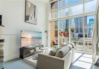 253 NE 2nd St 617, Miami, FL 33132