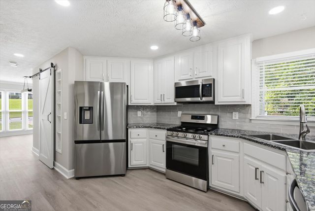 2970 Waverly Place Drive, Dacula, GA 30019