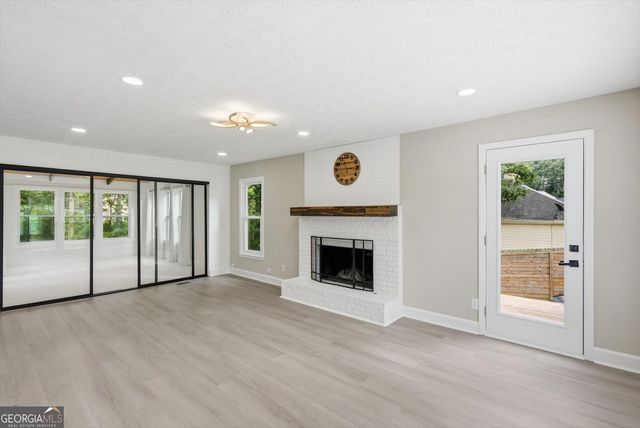 2970 Waverly Place Drive, Dacula, GA 30019