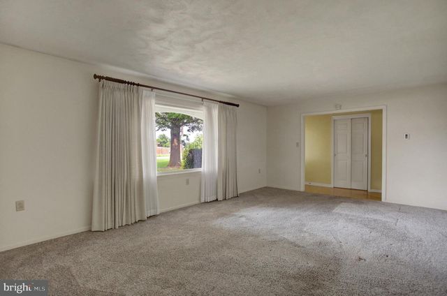 3580 SCOTLAND, Chambersburg, PA 17202