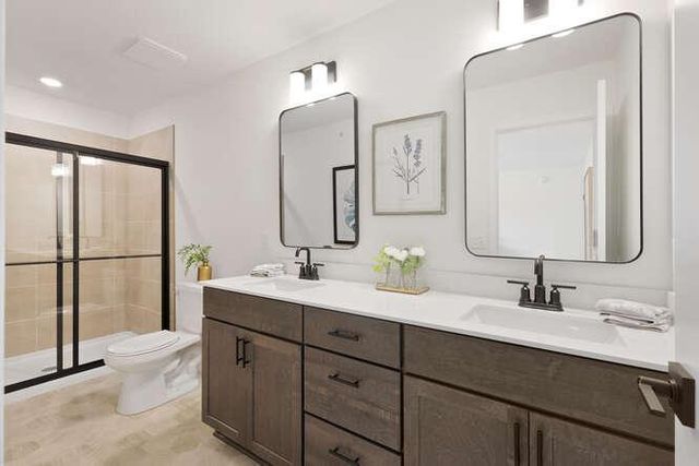 13621 Hollybrook Drive, Apple Valley, MN 55124