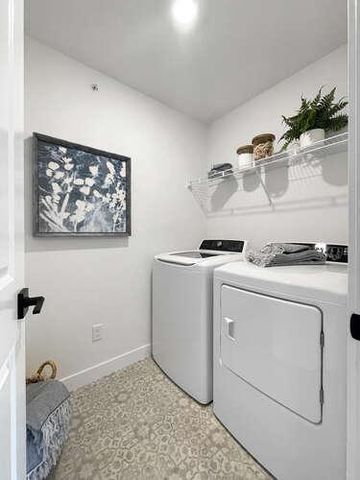 13621 Hollybrook Drive, Apple Valley, MN 55124