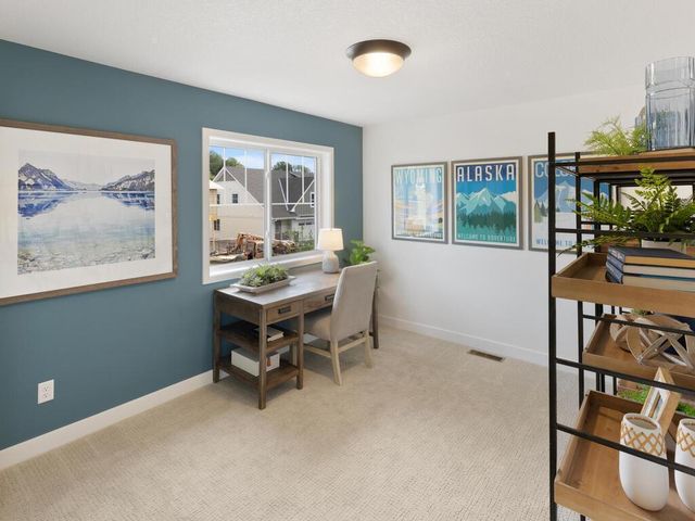 13621 Hollybrook Drive, Apple Valley, MN 55124