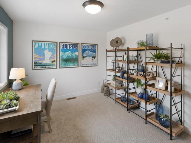 13621 Hollybrook Drive, Apple Valley, MN 55124