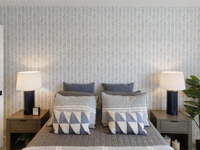 13621 Hollybrook Drive, Apple Valley, MN 55124