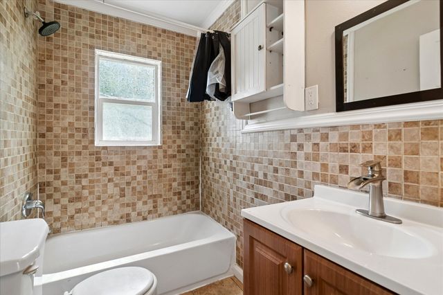 102 N 3rd Street, Sanger, TX 76266