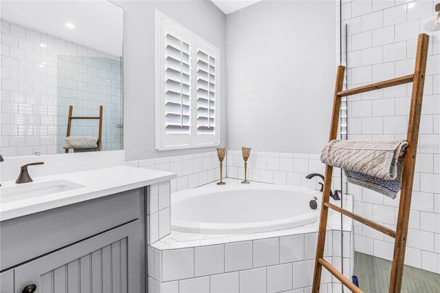 10108 CORRIENTE COURT, Palmetto, FL 34221