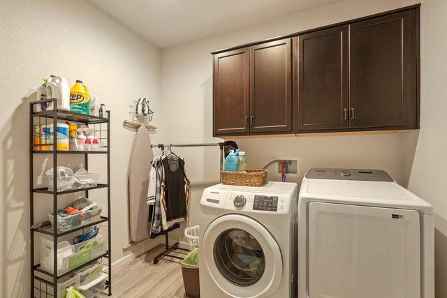 612 Chagall Ln, Stockton, CA 95209