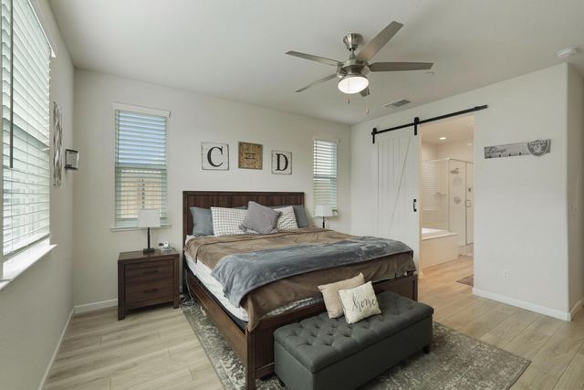 612 Chagall Ln, Stockton, CA 95209