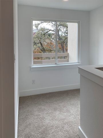 9471 TimberLeaf Dr, Dallas, TX 75243