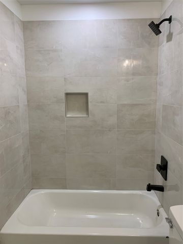 9471 TimberLeaf Dr, Dallas, TX 75243
