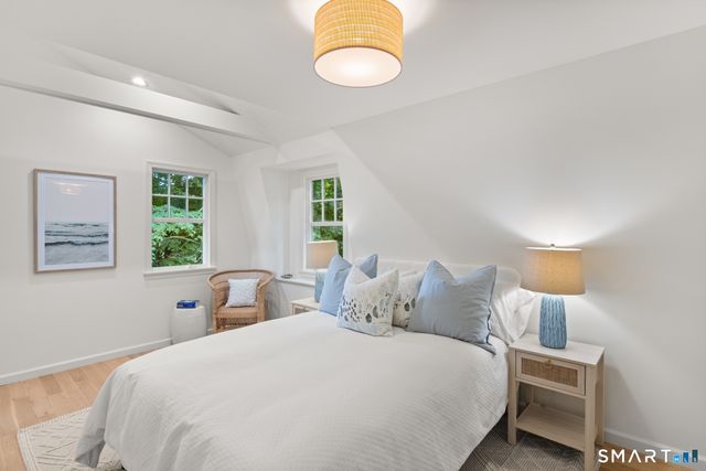 7 Raymond Heights, Darien, CT 06820