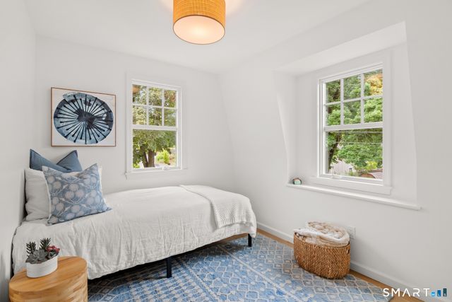 7 Raymond Heights, Darien, CT 06820