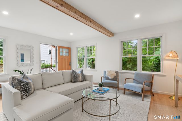 7 Raymond Heights, Darien, CT 06820