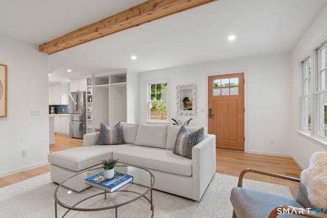 7 Raymond Heights, Darien, CT 06820