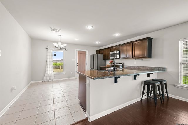 26621 Evangeline Trace Blvd, Denham Springs, LA 70726