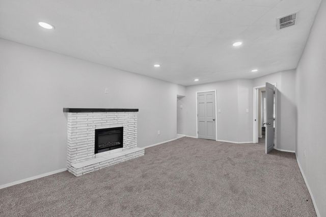 2806 Highway 47, Los Lunas, NM 87031