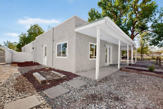 2806 Highway 47, Los Lunas, NM 87031