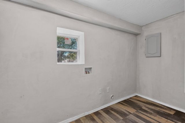 2806 Highway 47, Los Lunas, NM 87031