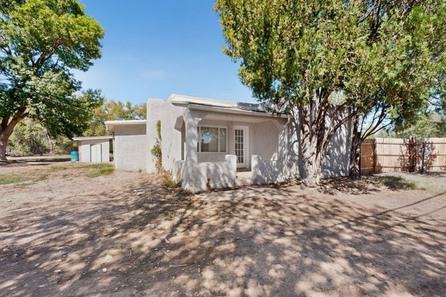 2806 Highway 47, Los Lunas, NM 87031