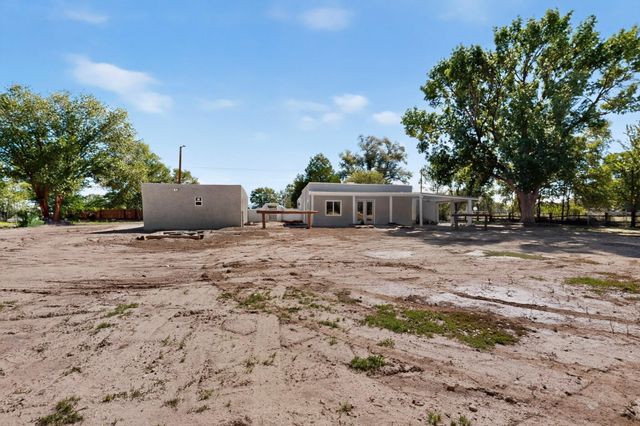 2806 Highway 47, Los Lunas, NM 87031