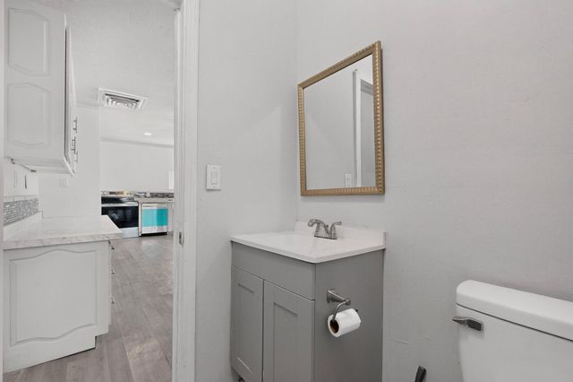 2806 Highway 47, Los Lunas, NM 87031
