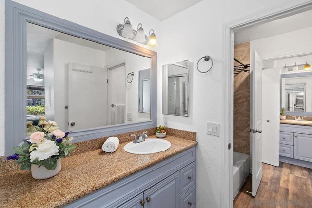 4050 Porte La Paz 44, San Diego, CA 92122