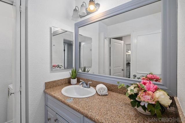 4050 Porte La Paz 44, San Diego, CA 92122