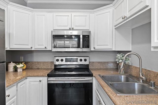 4050 Porte La Paz 44, San Diego, CA 92122