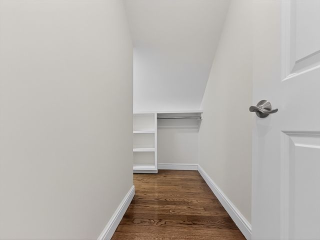 16 Walsh Road, Bedford, MA 01730