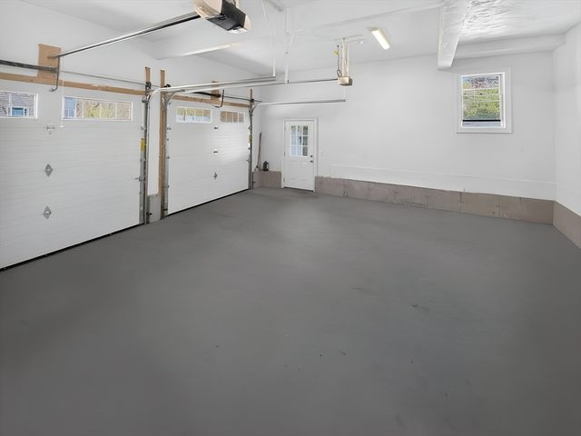 16 Walsh Road, Bedford, MA 01730