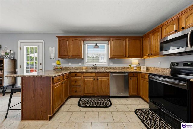885 Hayden School Road, Elizabethtown, KY 42701