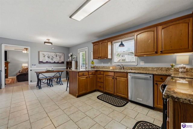 885 Hayden School Road, Elizabethtown, KY 42701