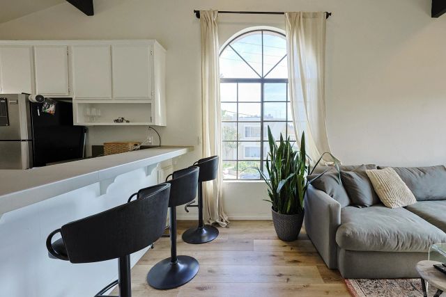 1118 Fresno St 1, San Diego, CA 92111