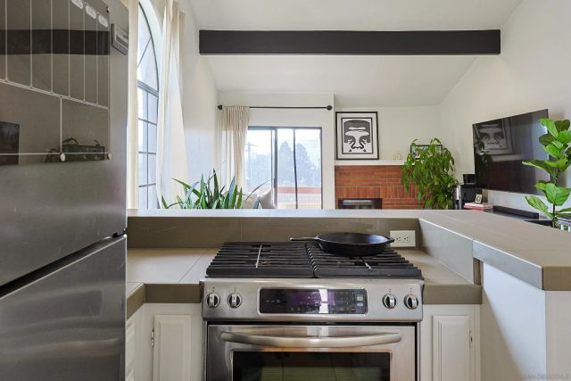 1118 Fresno St 1, San Diego, CA 92111